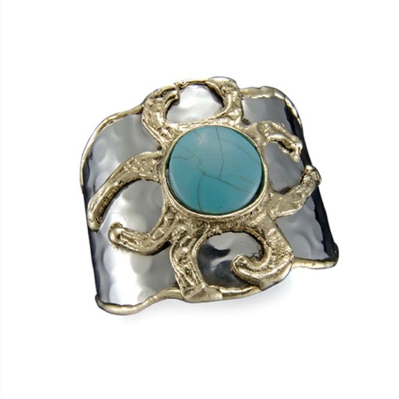Bracelet Cuff with Turquoise Stone - Picture 5 of 5